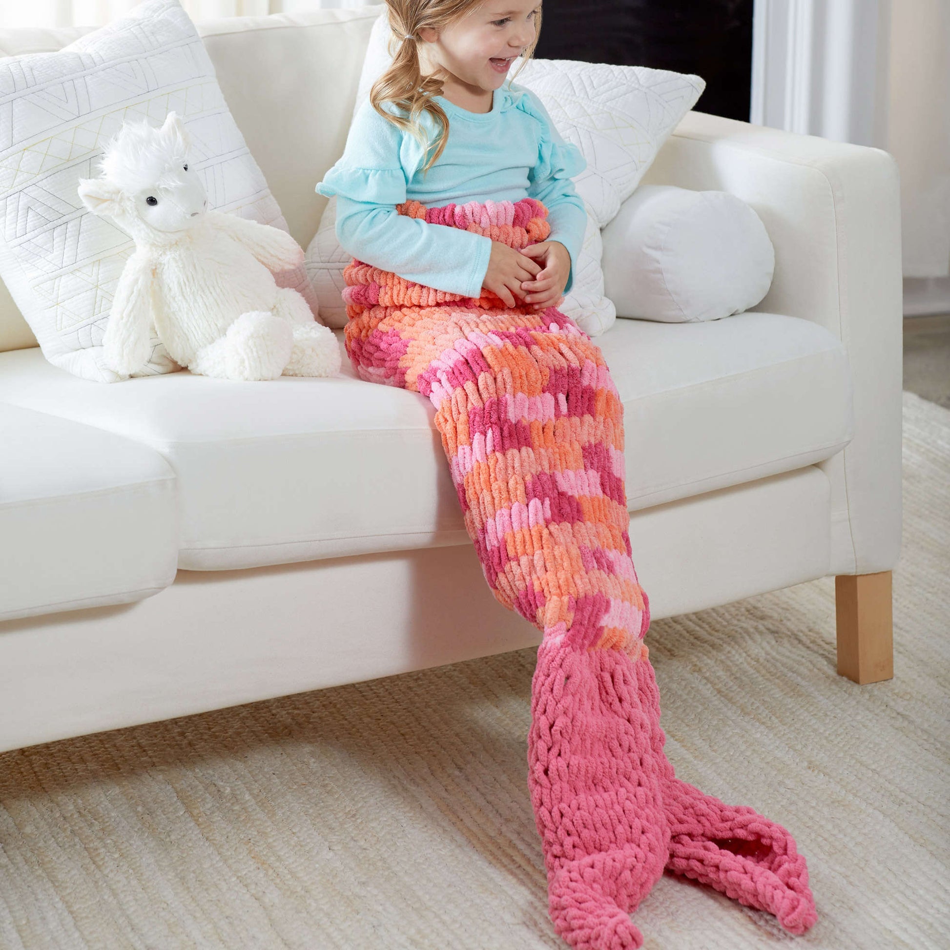 Amore Home - Crochet Mermaid Tail Blanket - Pink