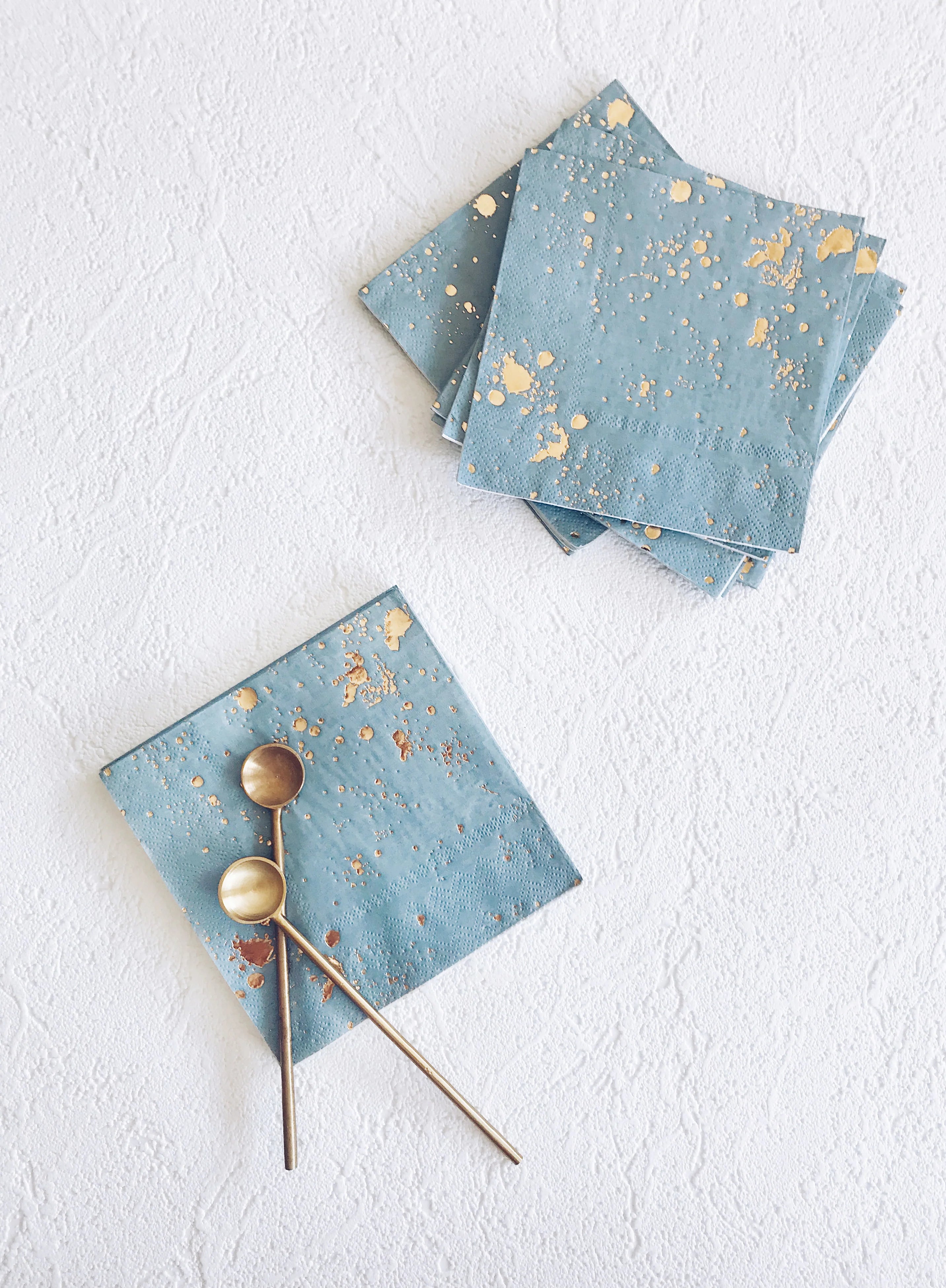 Harlow & Grey - Malibu - Blue Splash Cocktail Paper Napkins - 20 Count