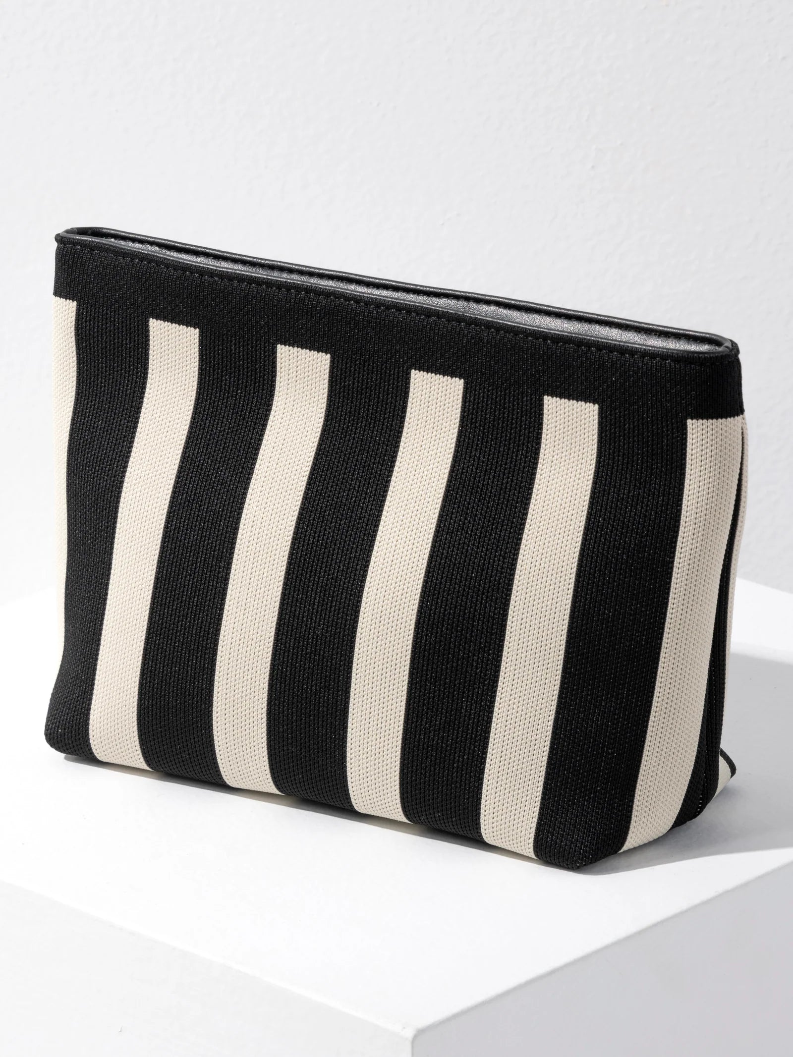 Shiraleah Isla Zip Pouch - Black (Add-On)