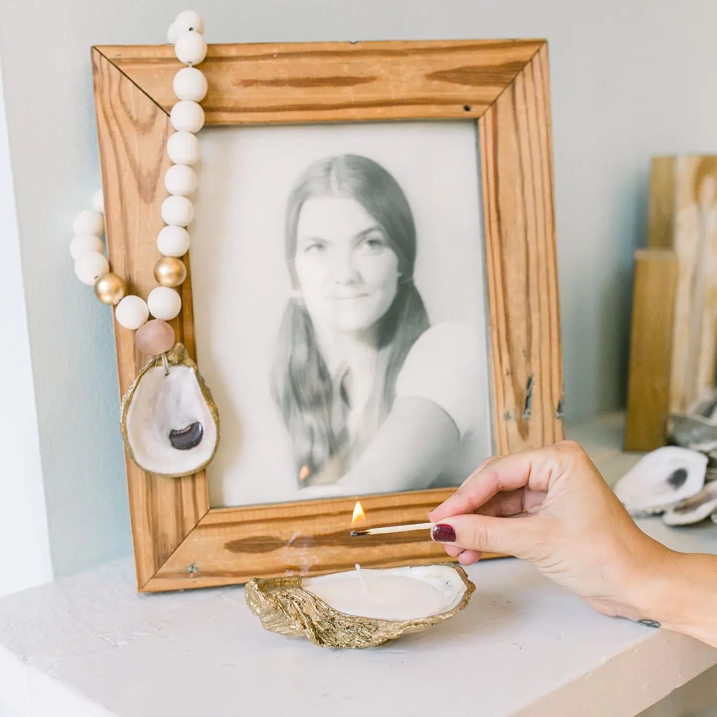 Grit and Grace Studio - Oyster Shell Candle (Single)