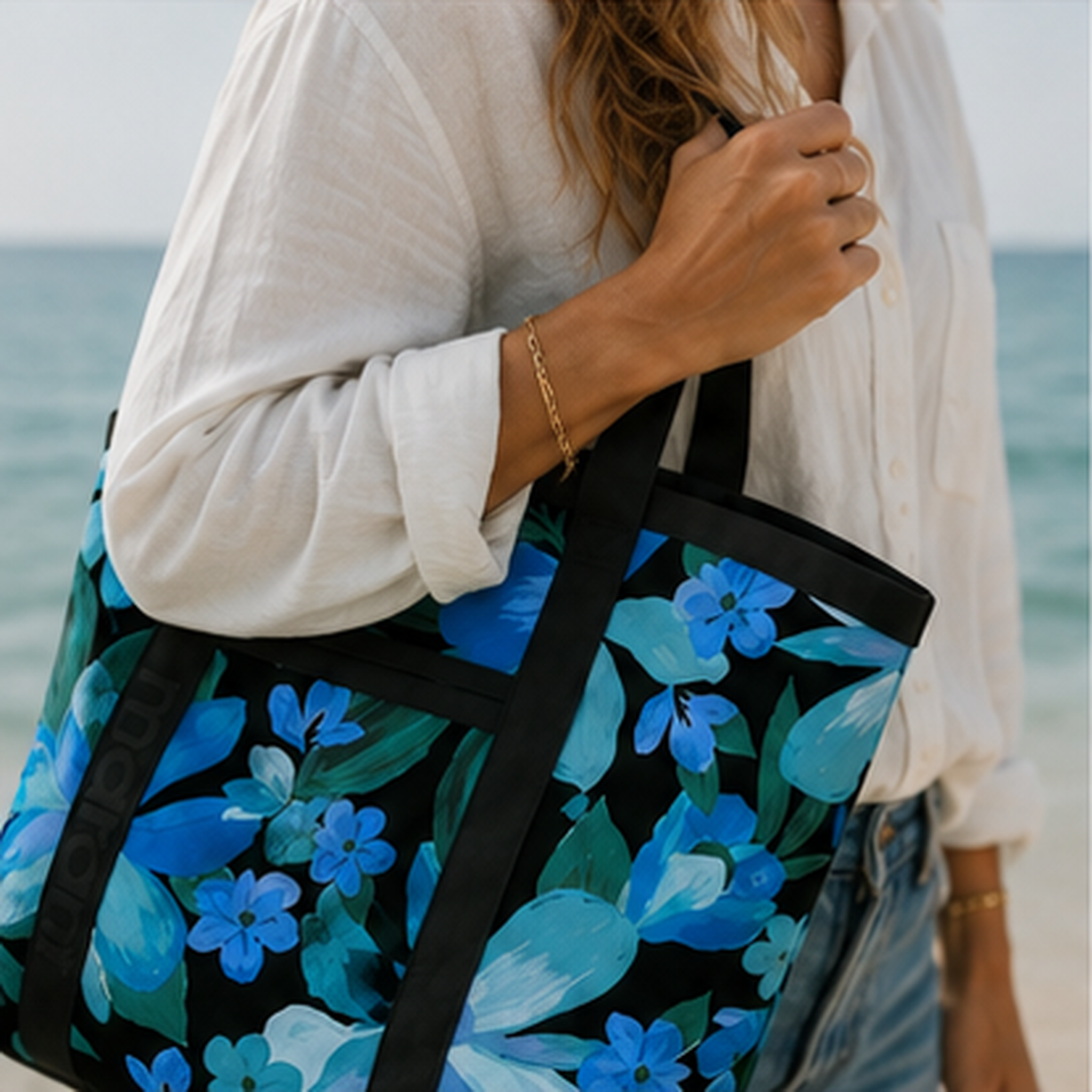 Beach Riot - The Blue Bloom Tote