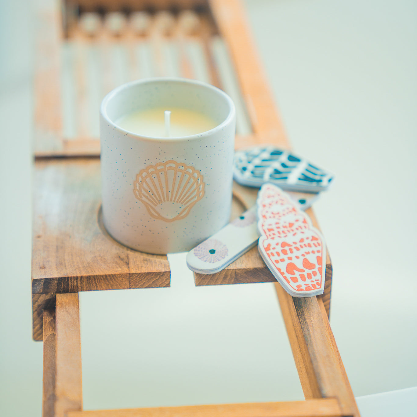 Salt + Umber - The Beach Dweller Candle(+)