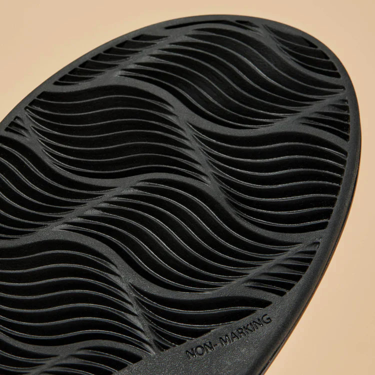 Olukai - La‘i Women’s Versatile Slide Sandals - Black