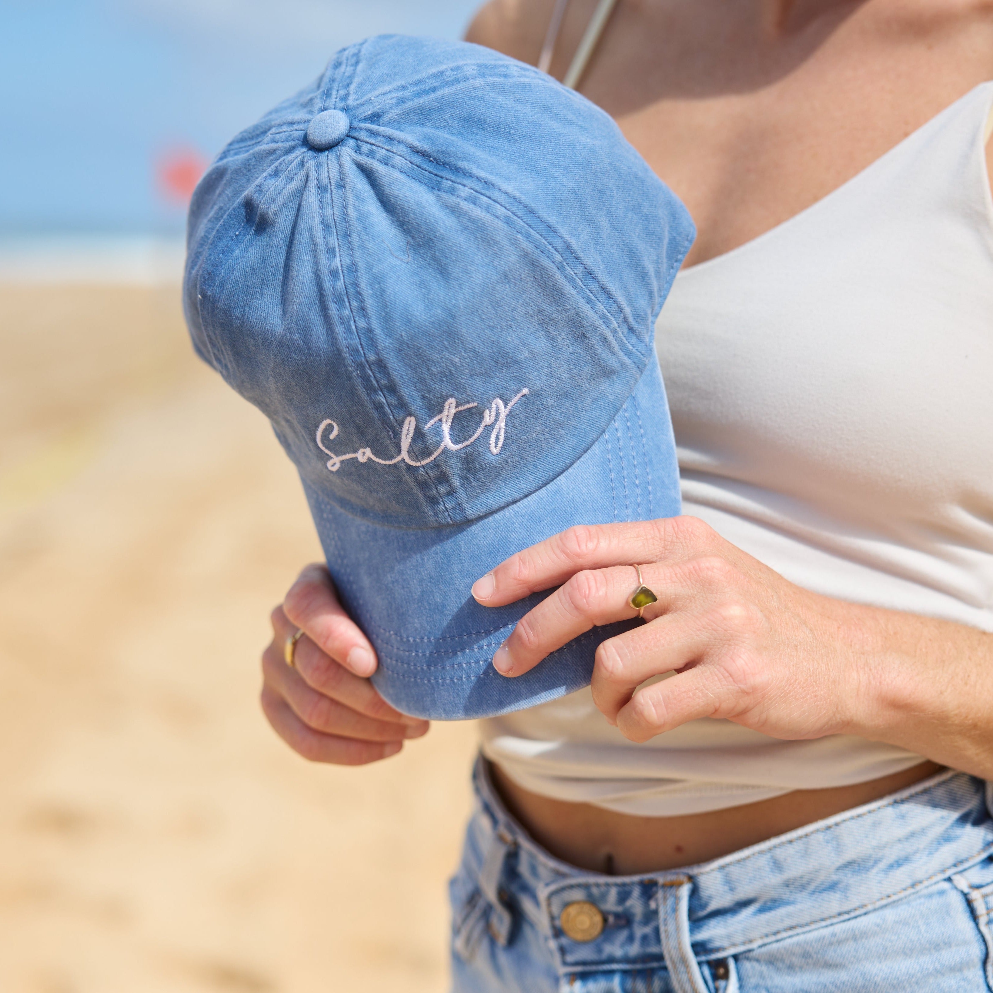 Beachly - The Salty Cap (+)
