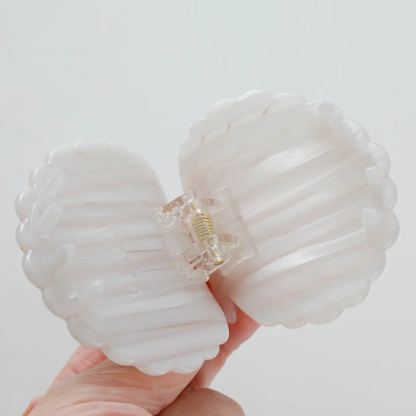 Opal Pearl Seashell Claw Clip - Medium