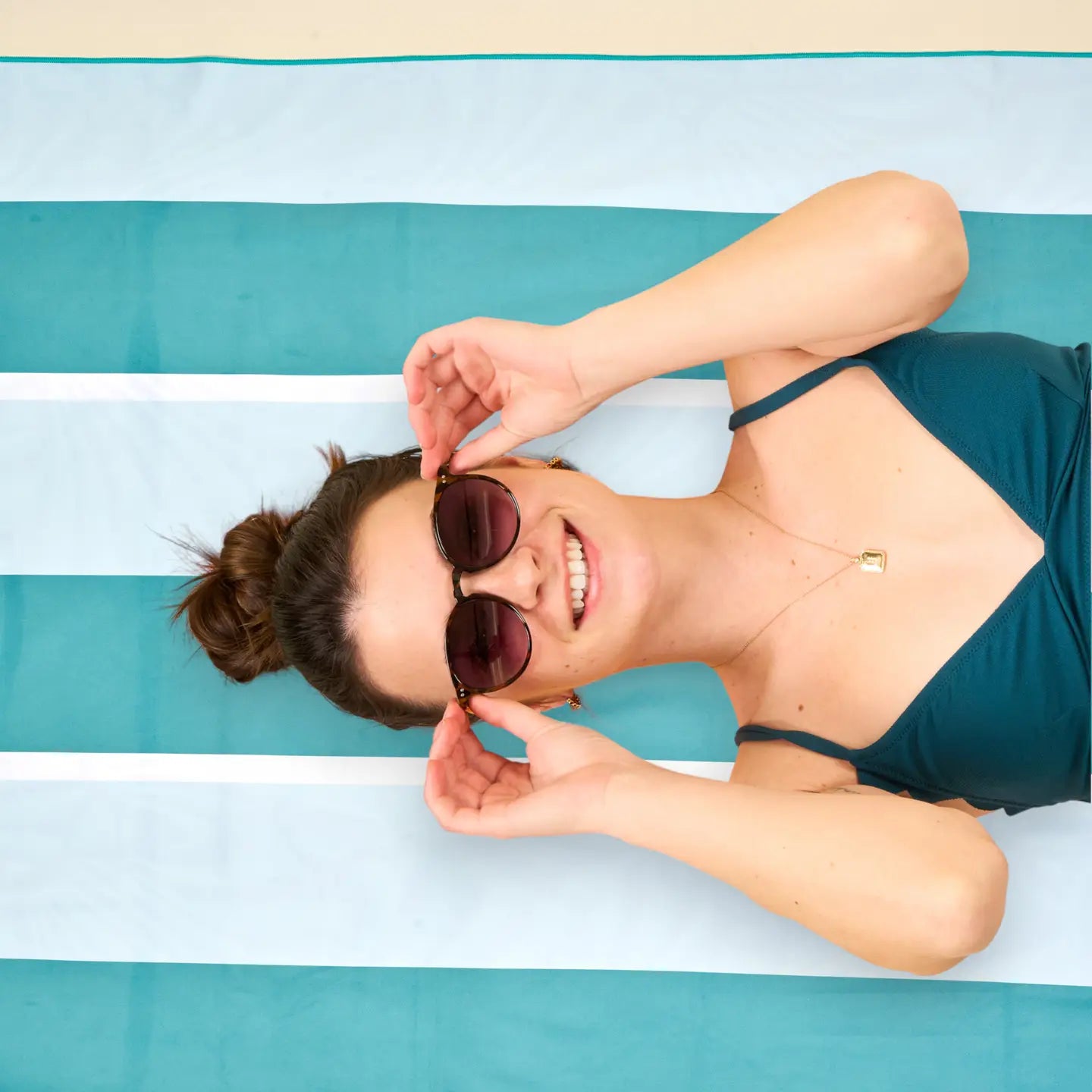 The Darling Effect - Xl Quick-Dry Beach Towel–Sicily Stripes Teal
