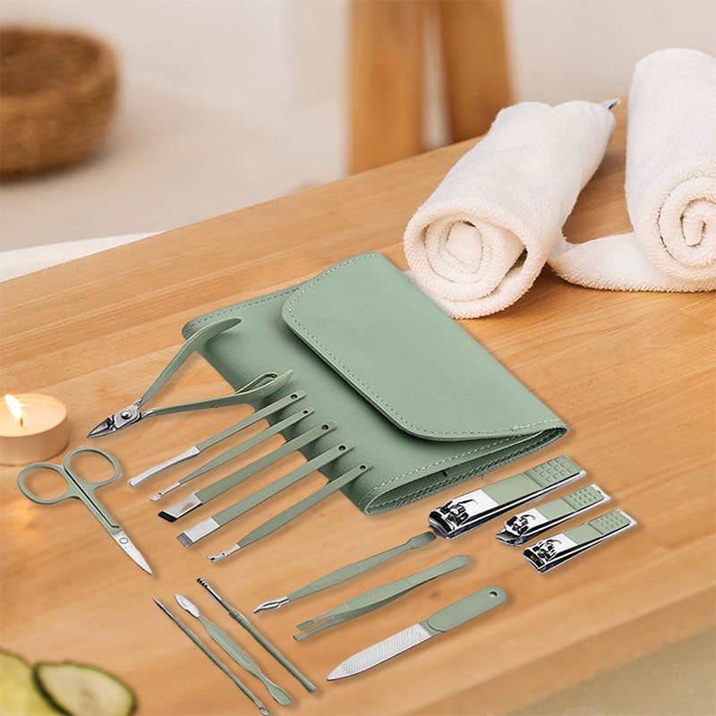 Amore Paris - 16 Piece Manicure & Pedicure Set (Green)
