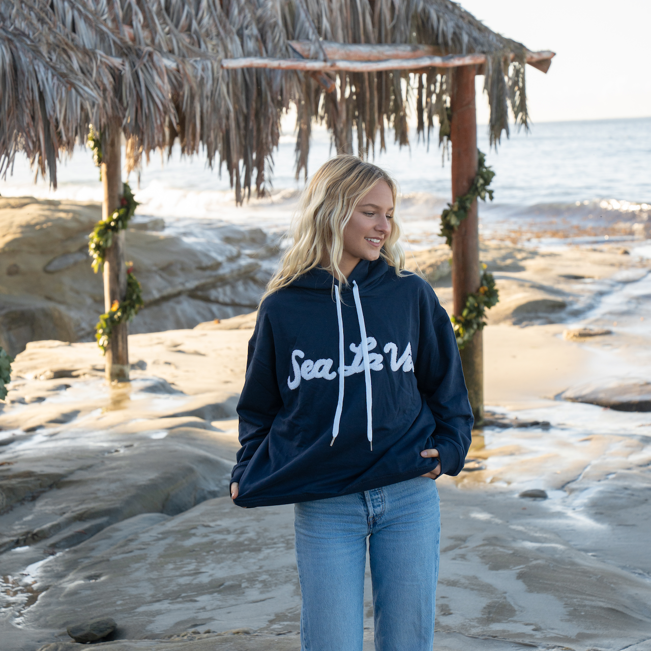 Beachly - The Sea La Vie Hoodie - Blue