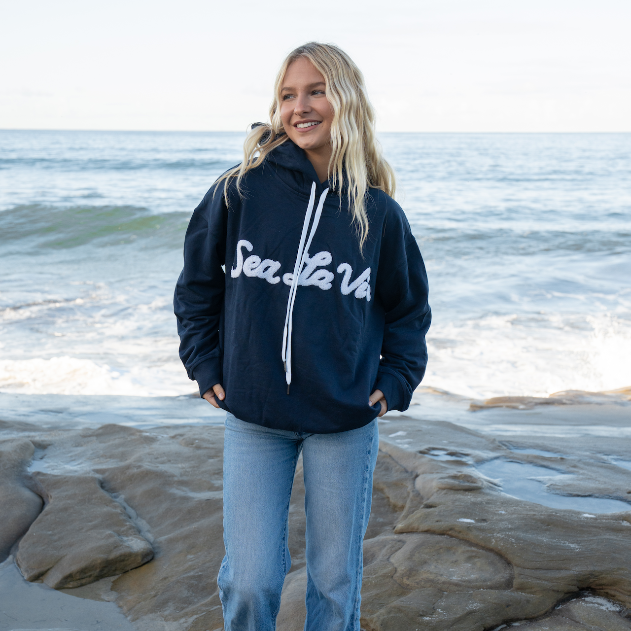 Beachly - The Sea La Vie Hoodie - Blue
