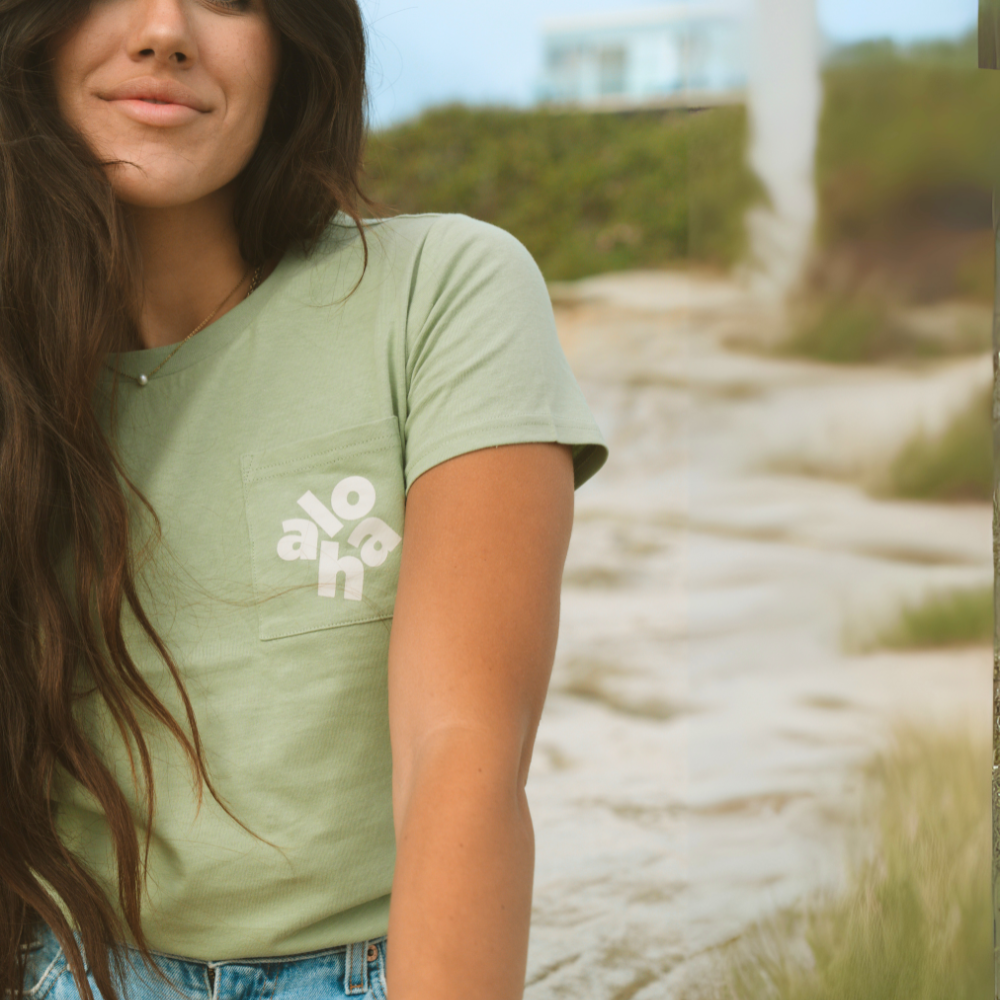 Guava Shop Hawaii - The Messy Aloha Pocket Tee