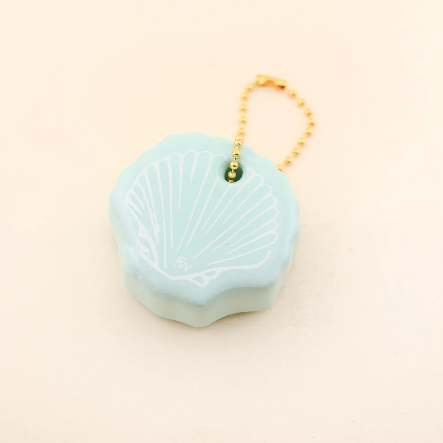 Freshwater Curated Goods - SEASHELL Floating Keychain