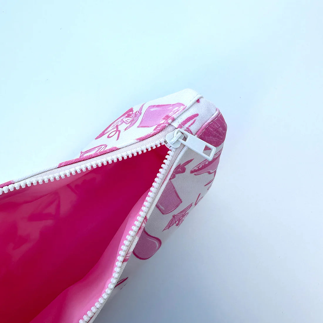 Lilibridge - The Makeup Bag - Pink Cocktails