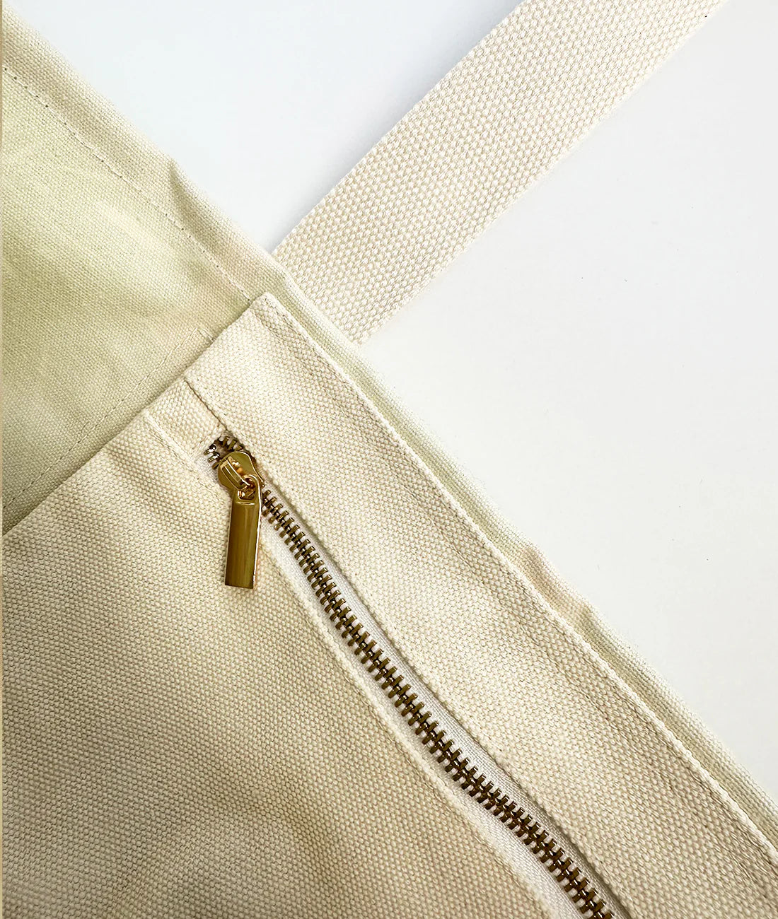 Lilibridge - The Forevermore Bag -  Flamingo