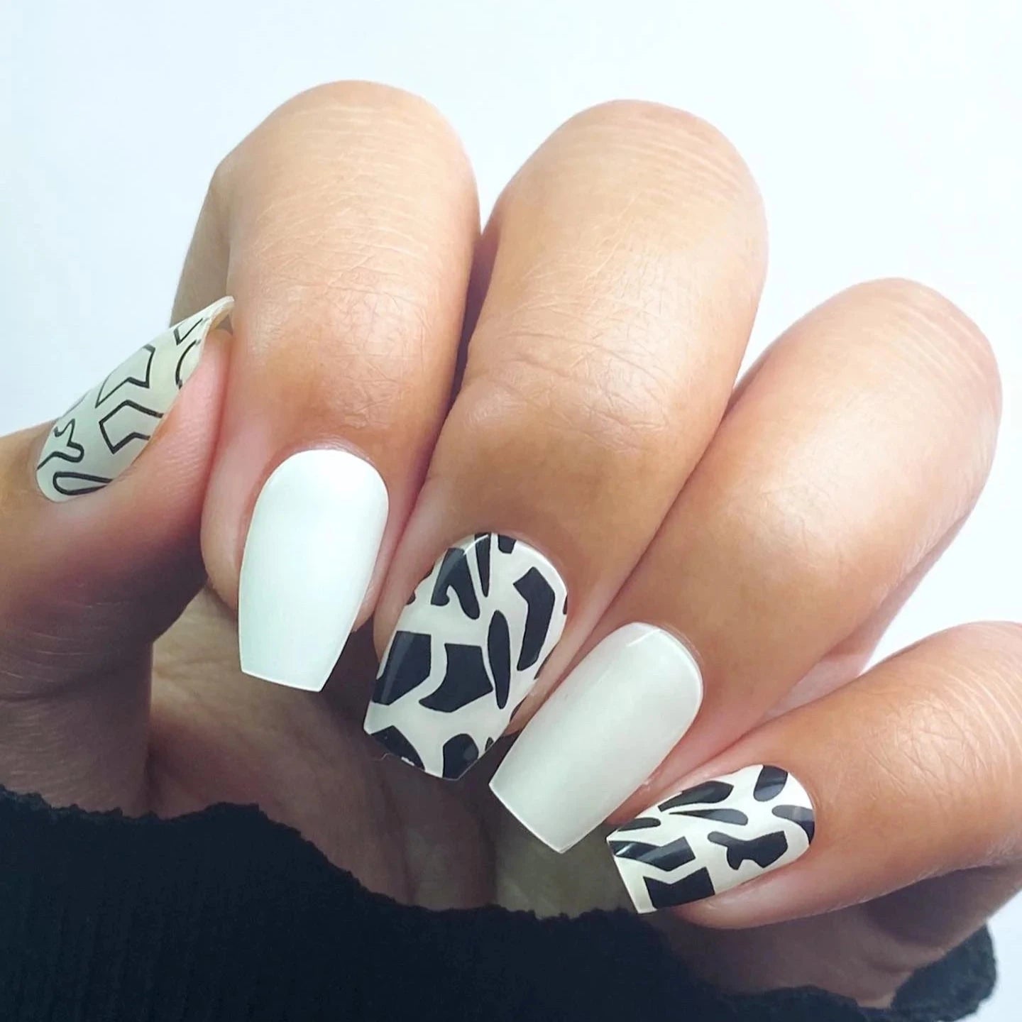 Iwi Nails - Pupu Hinuhinu Collection: Pupu Poniuniu 1 (Hebrew Cone) (Add-On)