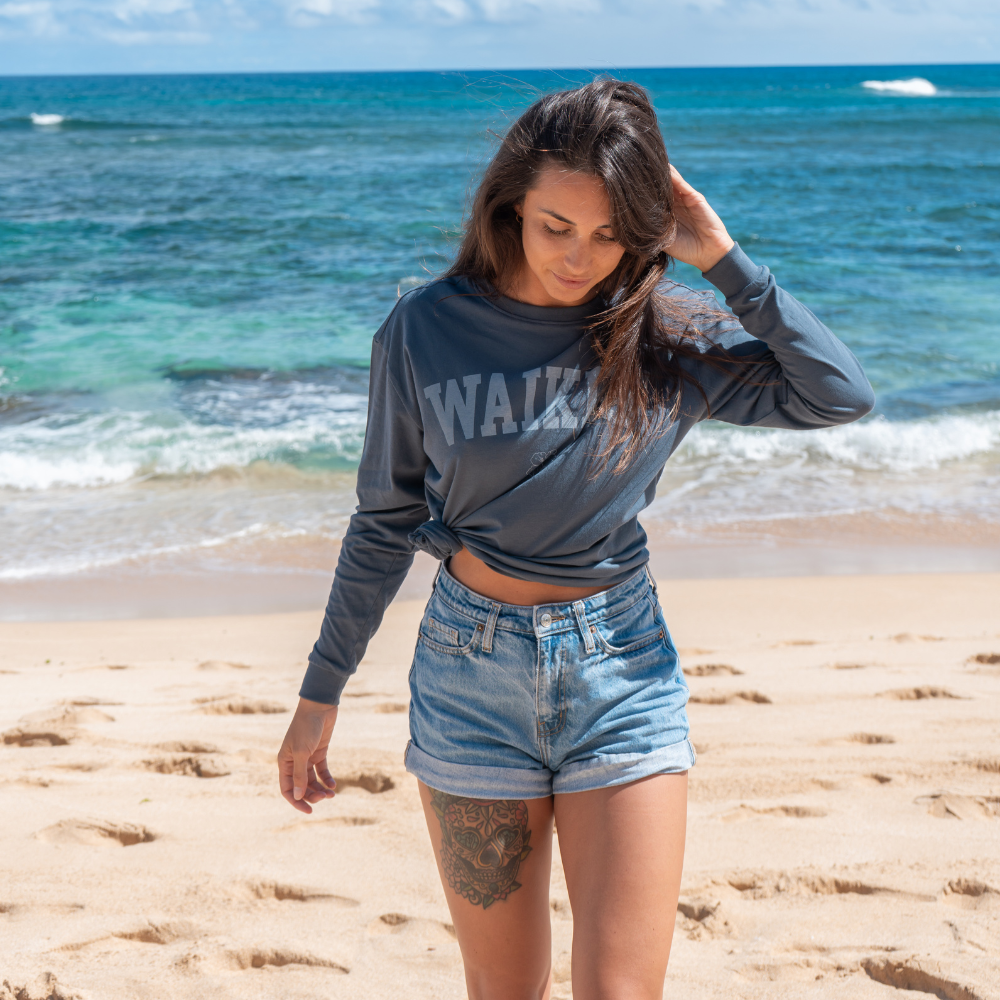 Beachly - The Waikiki Long Sleeve Tee