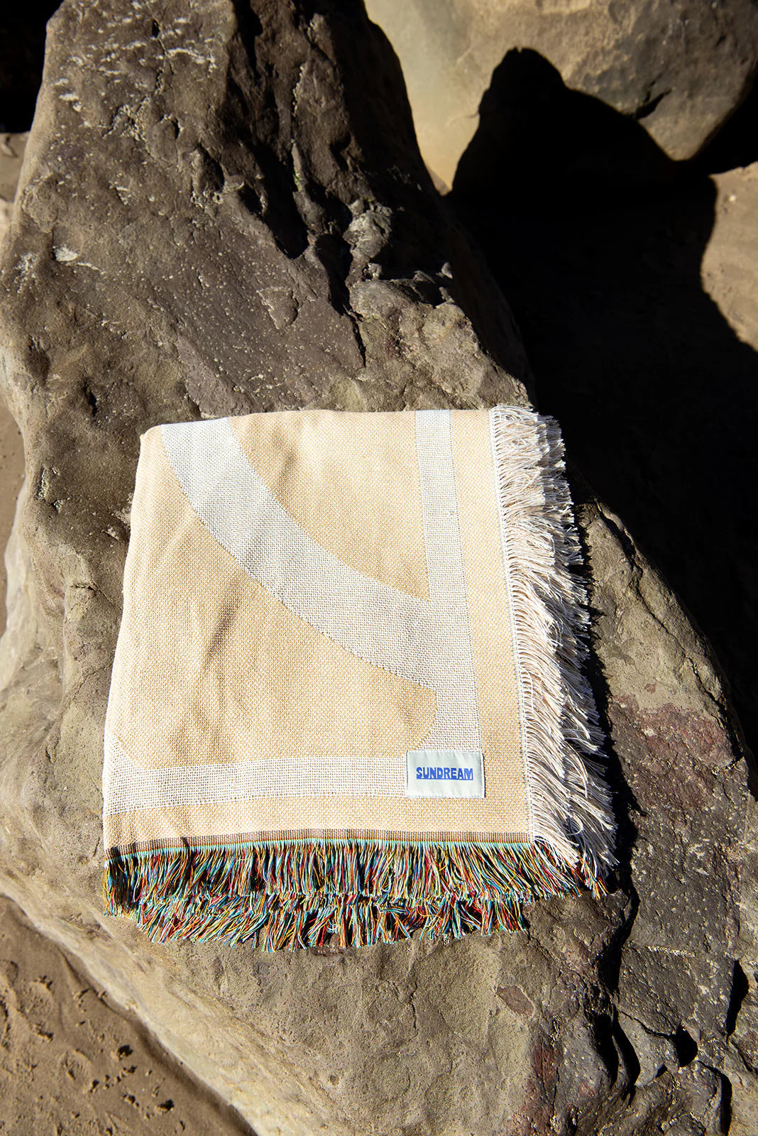 Sundream - Horizon Heritage Woven Throw - Sand
