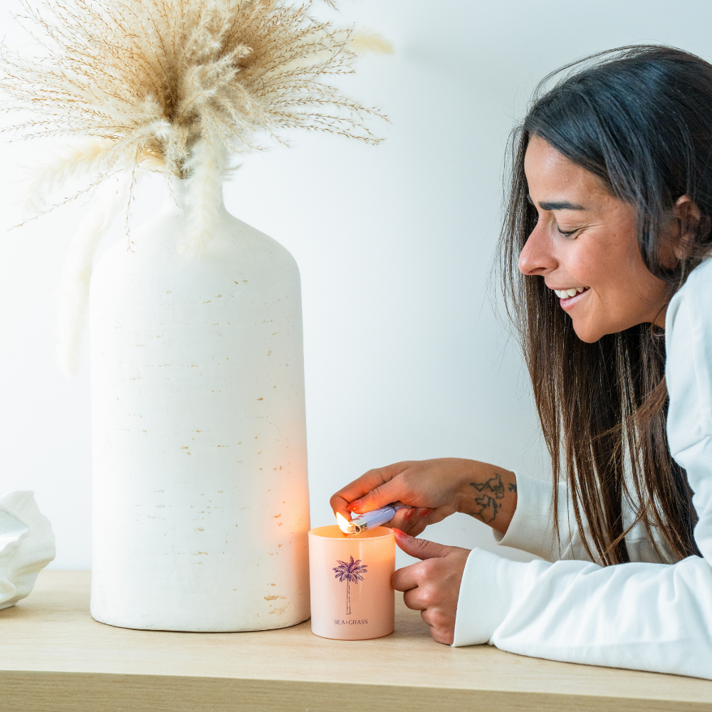 Sea & Grass- The Pink Sands Candle (+)