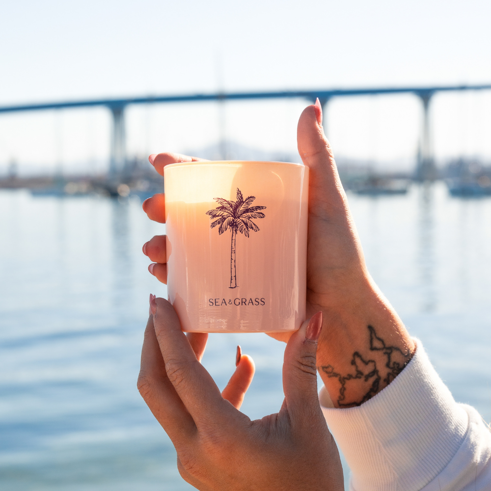 Sea & Grass- The Pink Sands Candle (+)