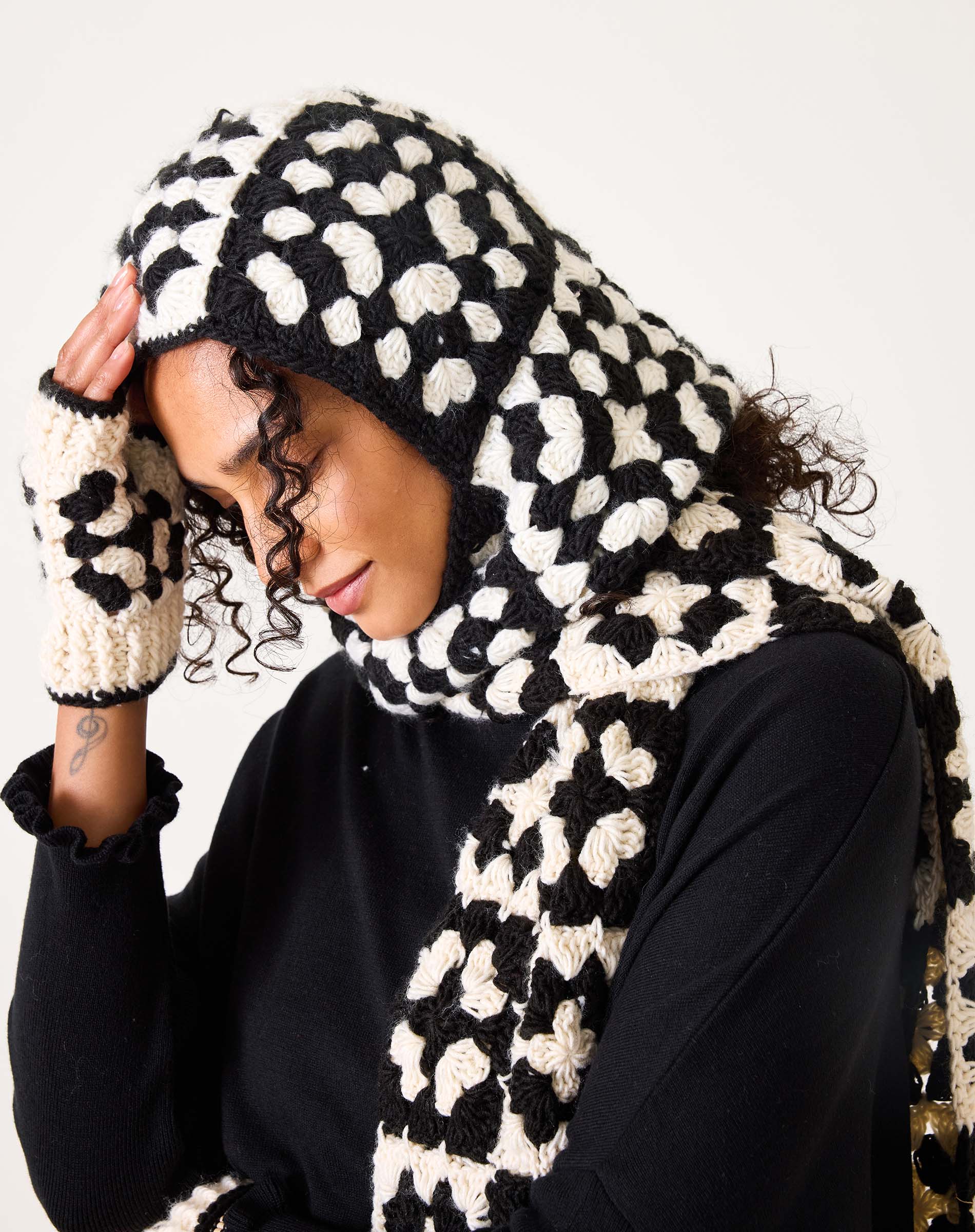 MerSea - La Paz Crochet Balaclava - Cream/Black