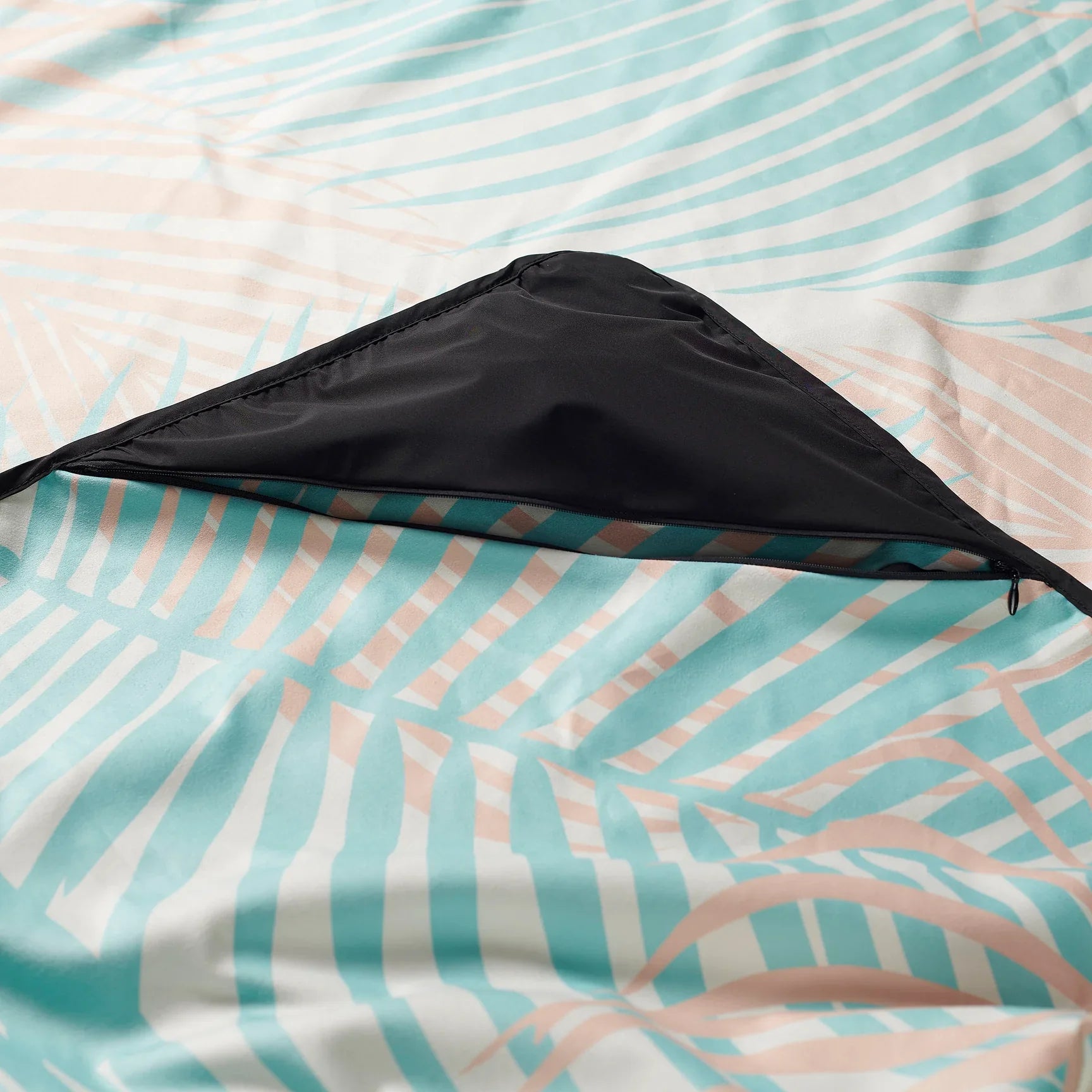 Slowtide -   Hala Quick-Dry Picnic Blanket - Tropical - (Add-On)